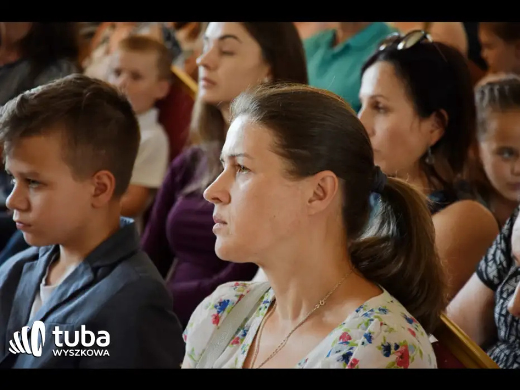 „Ty jesteś mą mamą, wspaniałą kochaną”. Wyjątkowy koncert w Zabrodziu