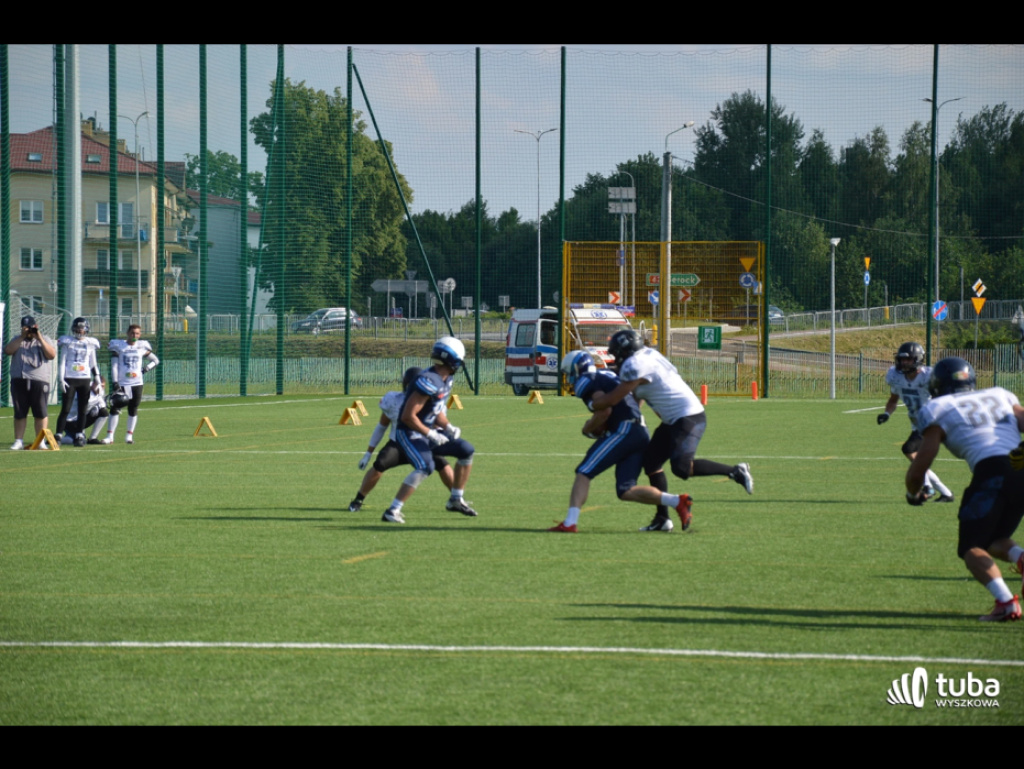 Rhinos wyrwali zwycięstwo Rekinom z Warszawy