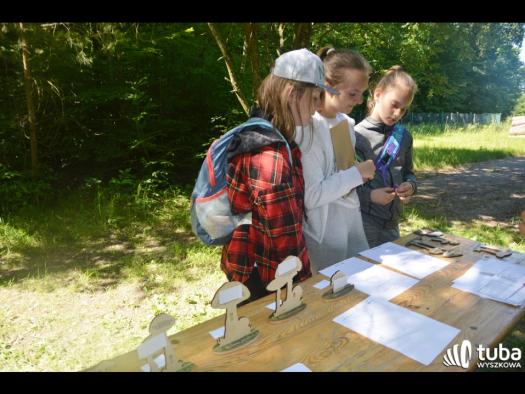 Młodzi przyrodnicy z SP nr 2 i SP Długosiodło z największą wiedzą o lesie