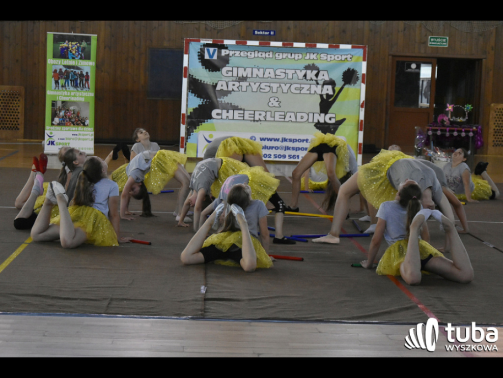 JK Sport podsumowało kolejny rok pracy. Fantastyczny pokaz gimnastyczno-akrobatyczny