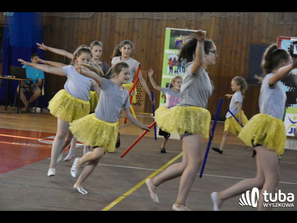 JK Sport podsumowało kolejny rok pracy. Fantastyczny pokaz gimnastyczno-akrobatyczny