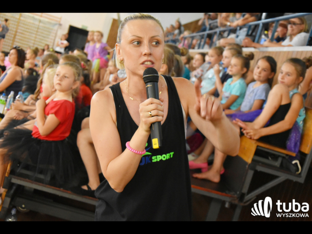JK Sport podsumowało kolejny rok pracy. Fantastyczny pokaz gimnastyczno-akrobatyczny