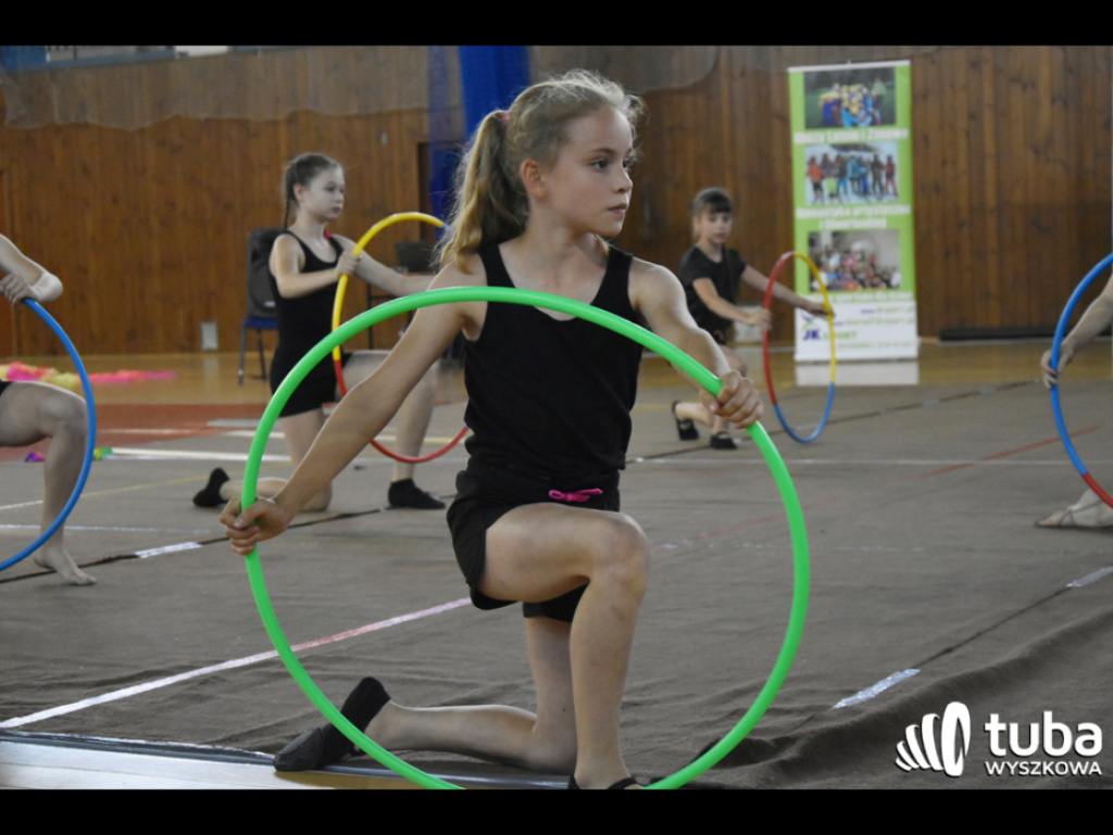JK Sport podsumowało kolejny rok pracy. Fantastyczny pokaz gimnastyczno-akrobatyczny