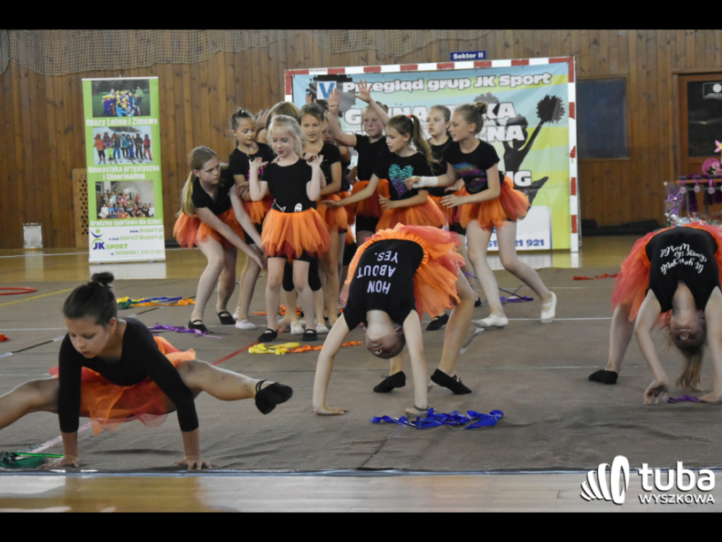 JK Sport podsumowało kolejny rok pracy. Fantastyczny pokaz gimnastyczno-akrobatyczny
