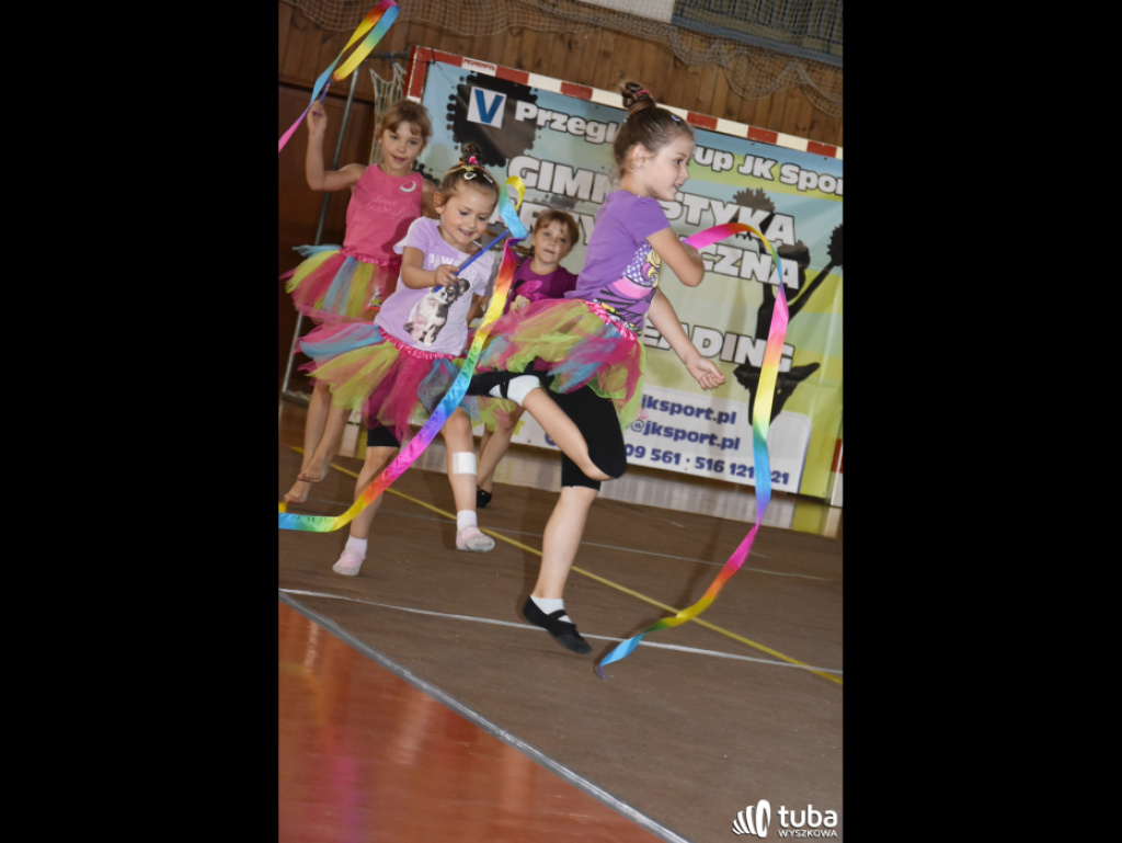 JK Sport podsumowało kolejny rok pracy. Fantastyczny pokaz gimnastyczno-akrobatyczny