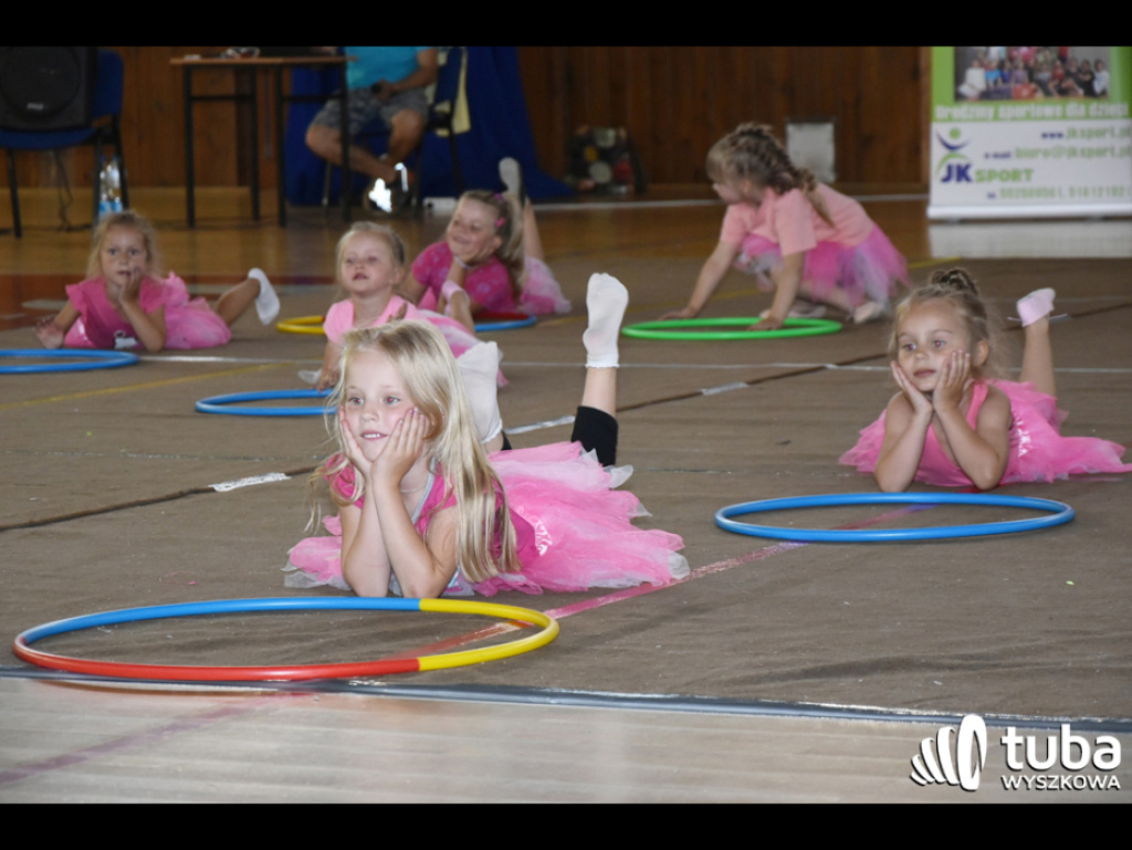 JK Sport podsumowało kolejny rok pracy. Fantastyczny pokaz gimnastyczno-akrobatyczny