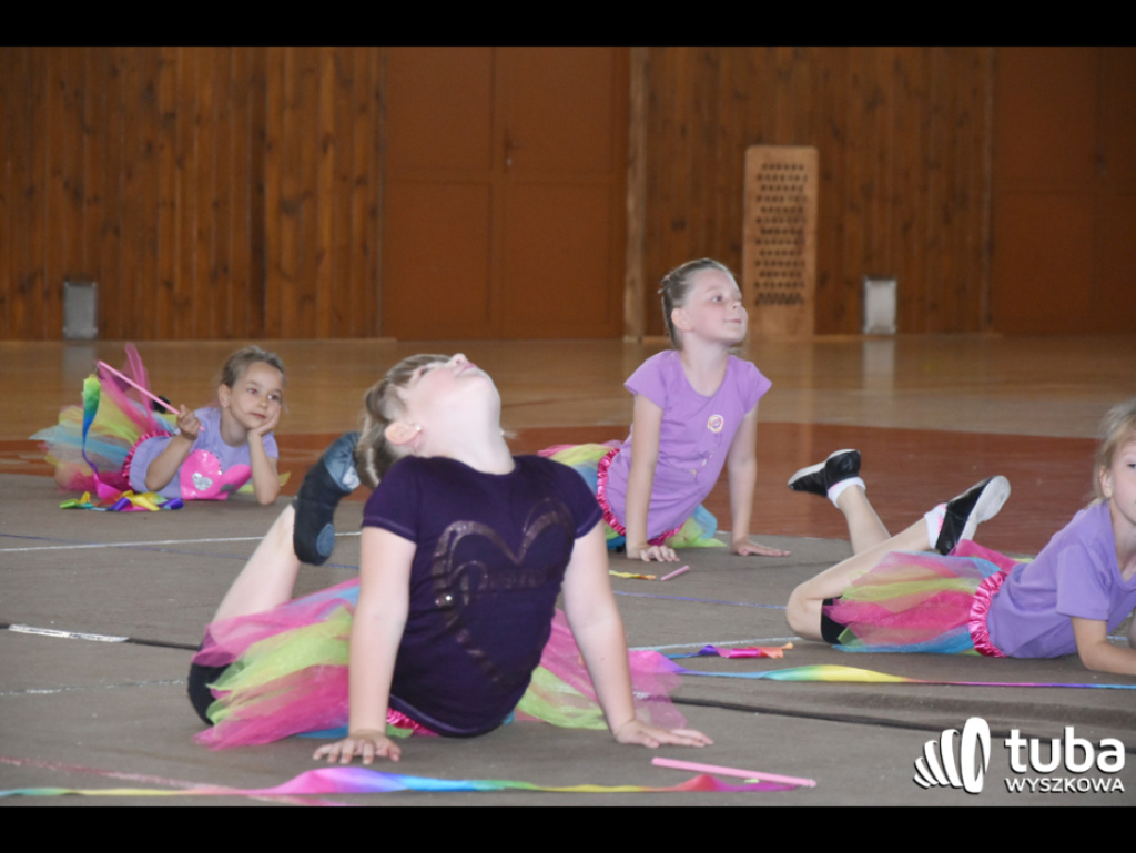 JK Sport podsumowało kolejny rok pracy. Fantastyczny pokaz gimnastyczno-akrobatyczny