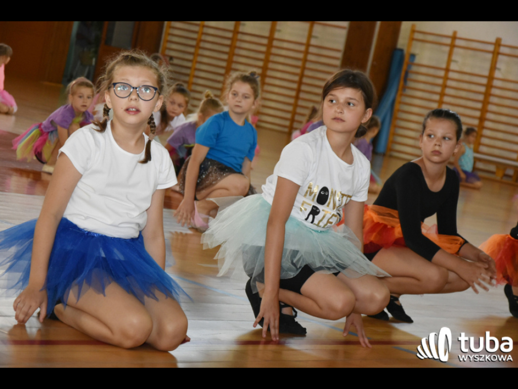 JK Sport podsumowało kolejny rok pracy. Fantastyczny pokaz gimnastyczno-akrobatyczny
