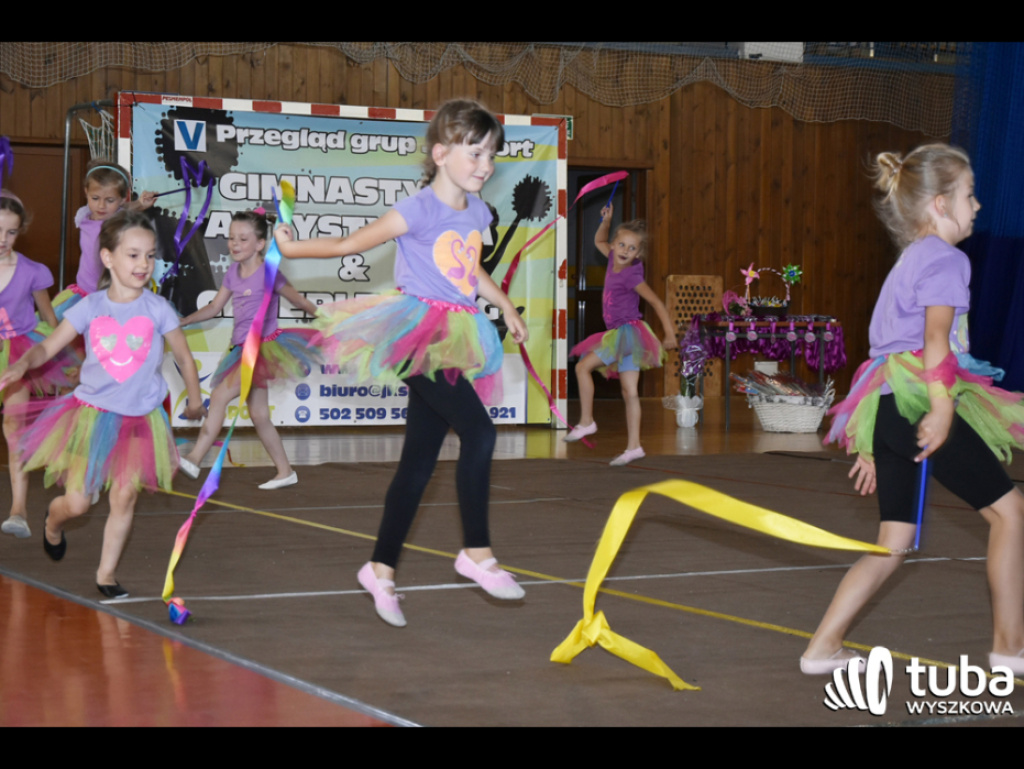JK Sport podsumowało kolejny rok pracy. Fantastyczny pokaz gimnastyczno-akrobatyczny