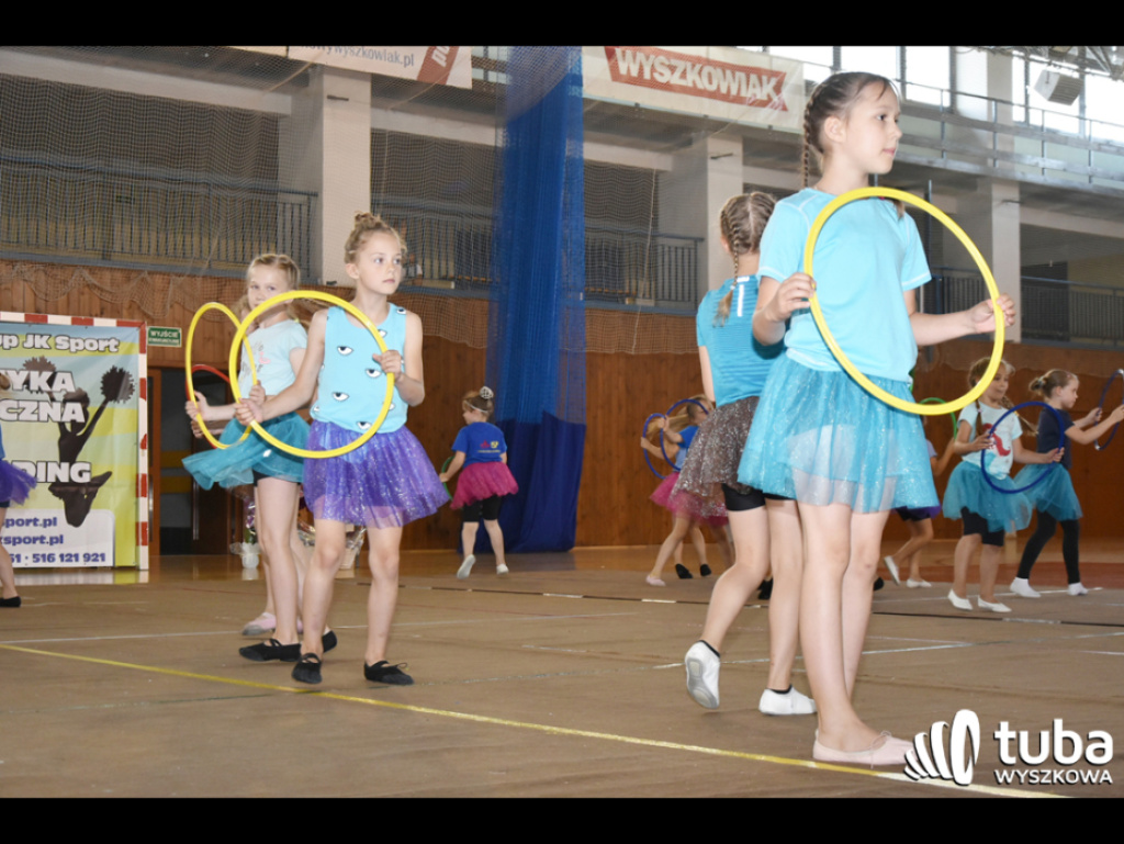 JK Sport podsumowało kolejny rok pracy. Fantastyczny pokaz gimnastyczno-akrobatyczny
