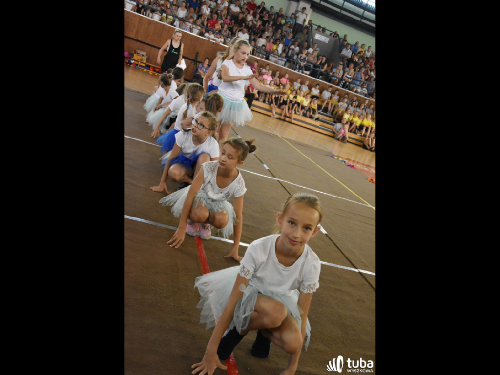 JK Sport podsumowało kolejny rok pracy. Fantastyczny pokaz gimnastyczno-akrobatyczny