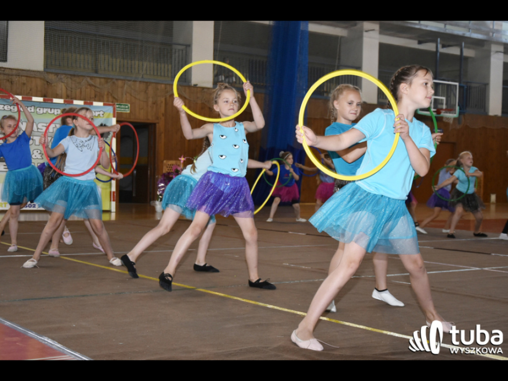 JK Sport podsumowało kolejny rok pracy. Fantastyczny pokaz gimnastyczno-akrobatyczny