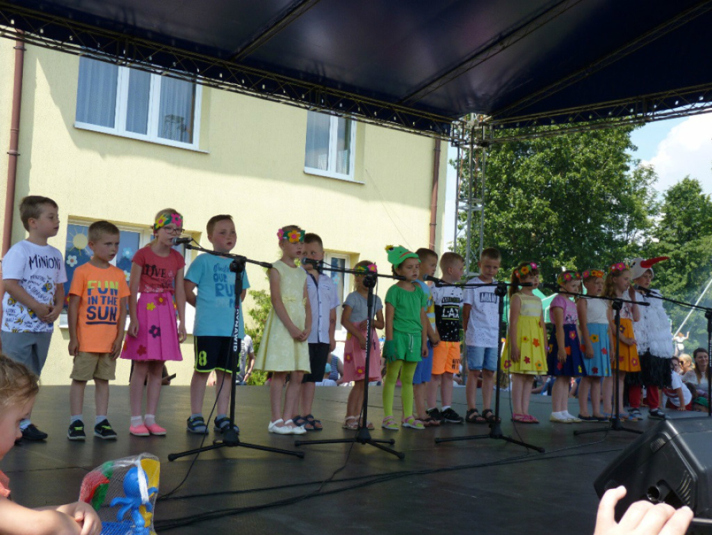 Festyn Rodzinny z okazji Dnia Dziecka w Dębinkach