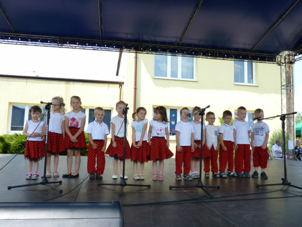 Festyn Rodzinny z okazji Dnia Dziecka w Dębinkach