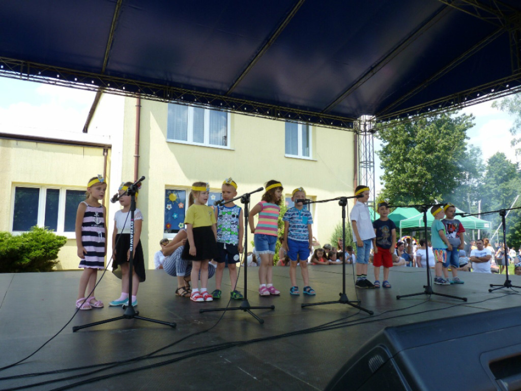 Festyn Rodzinny z okazji Dnia Dziecka w Dębinkach