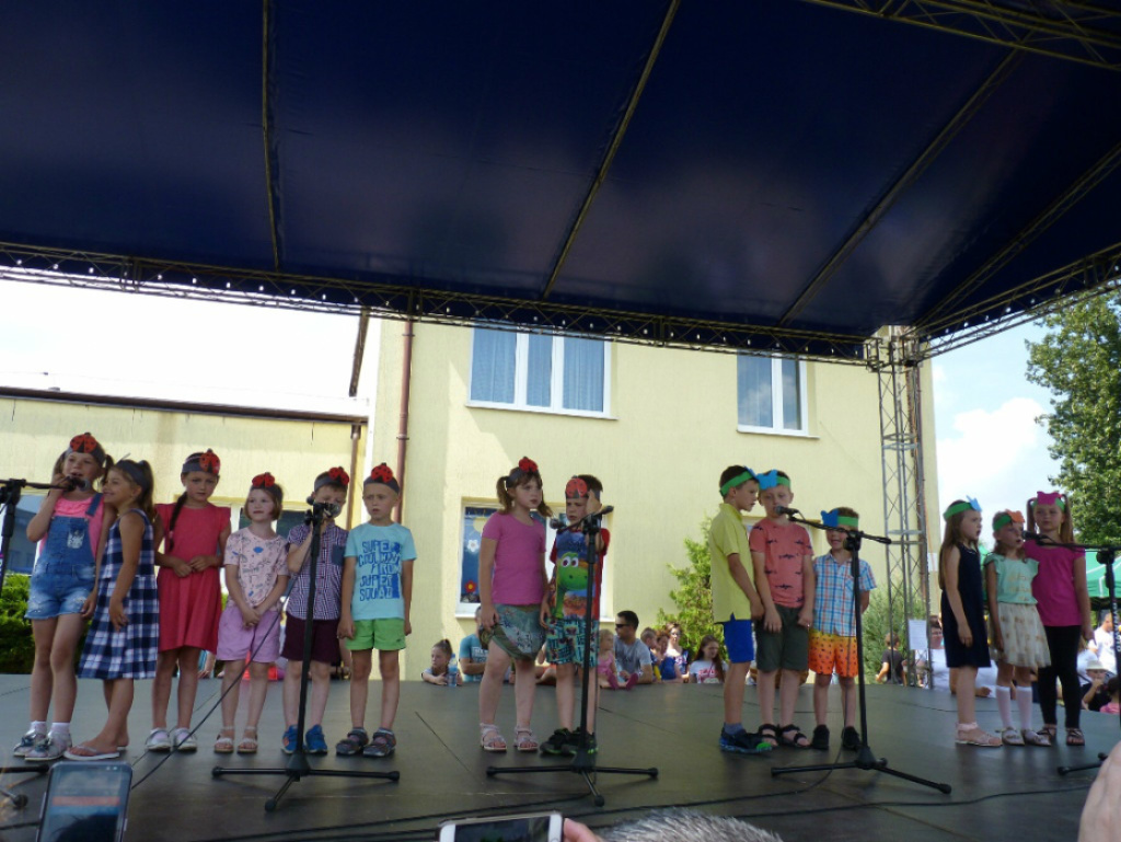 Festyn Rodzinny z okazji Dnia Dziecka w Dębinkach