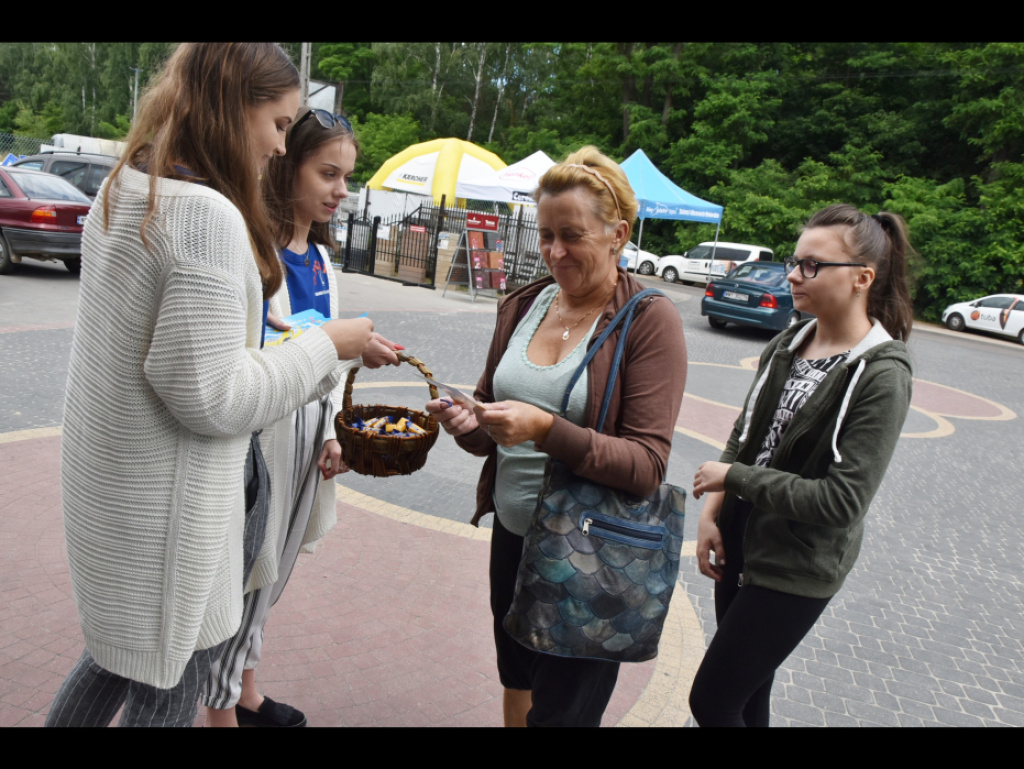 Promocje, atrakcje, degustacje, czyli festyn w 