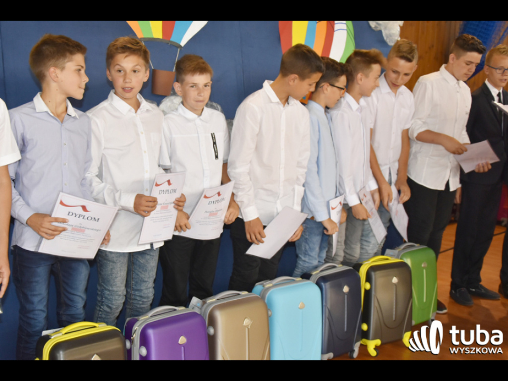 Rok trudny, ale z wieloma sukcesami. Gmina Wyszków oficjalnie zakończyła rok szkolny 2017/18