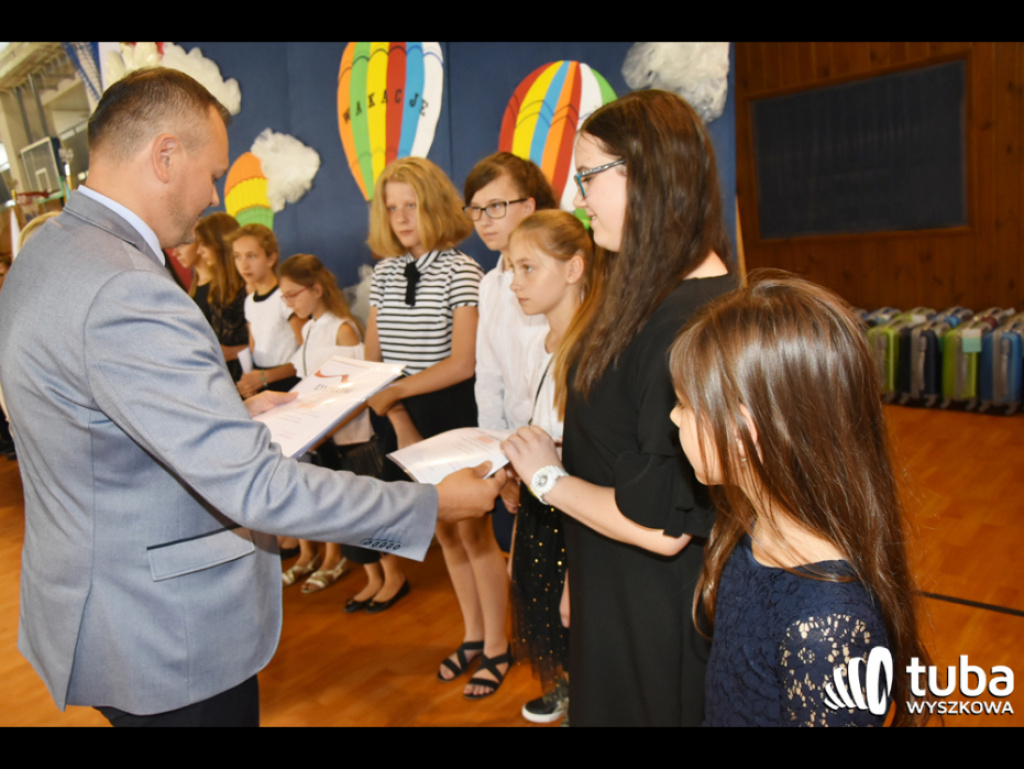 Rok trudny, ale z wieloma sukcesami. Gmina Wyszków oficjalnie zakończyła rok szkolny 2017/18