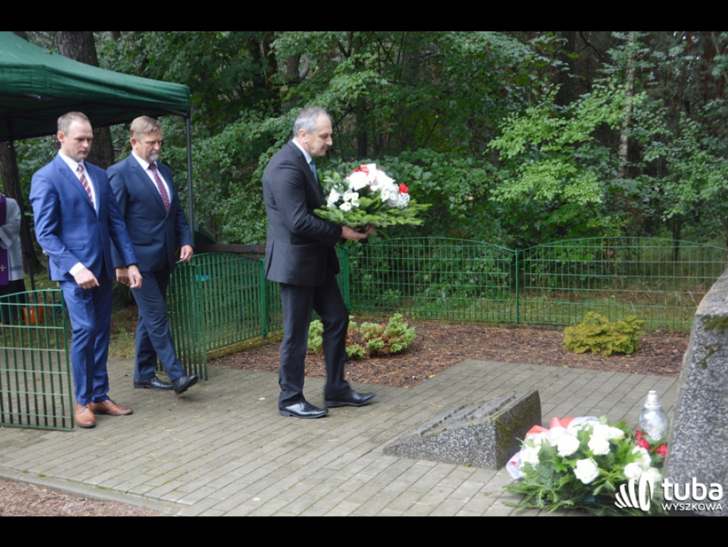 W hołdzie polskiej wsi. Dzień Walki i Męczeństwa Wsi Polskiej w gminie Długosiodło
