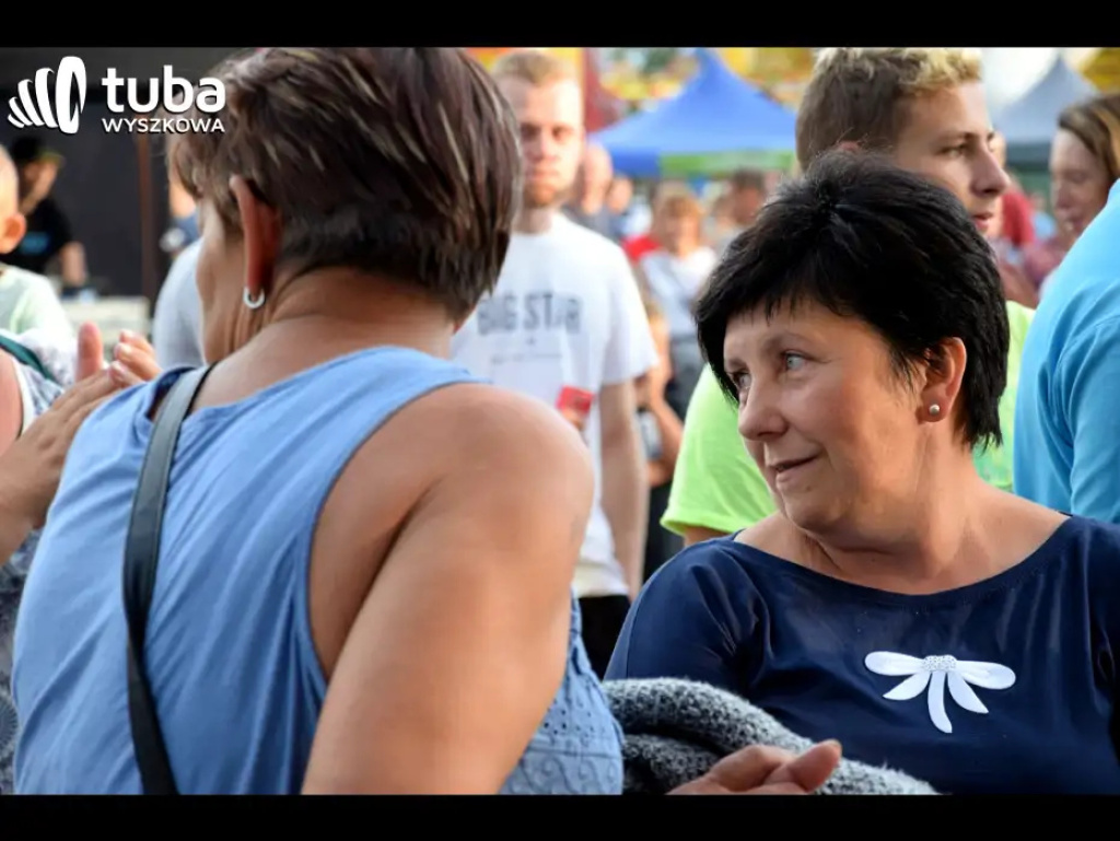Prawie „do białego rana” trwała zabawa w rytm disco polo w Rząśniku