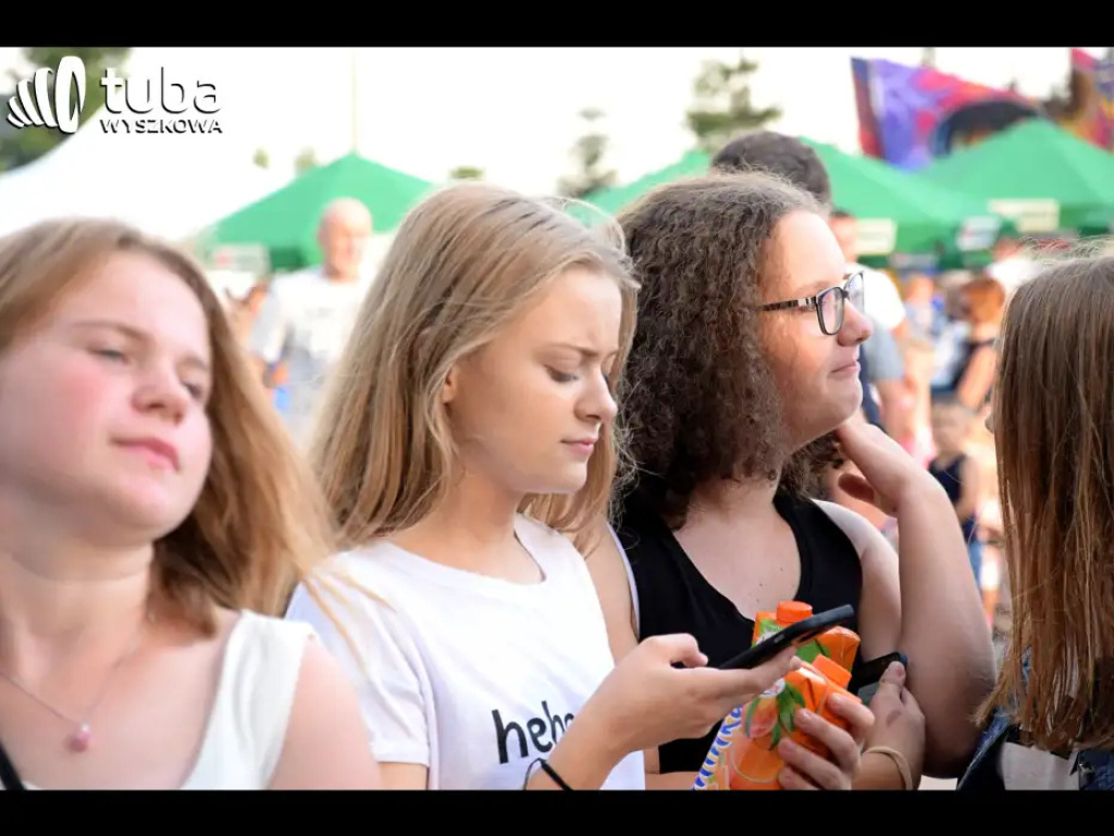 Prawie „do białego rana” trwała zabawa w rytm disco polo w Rząśniku