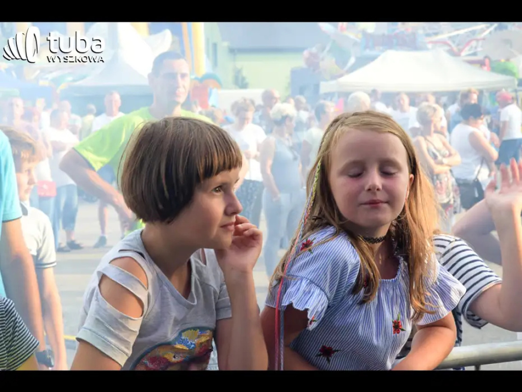 Prawie „do białego rana” trwała zabawa w rytm disco polo w Rząśniku