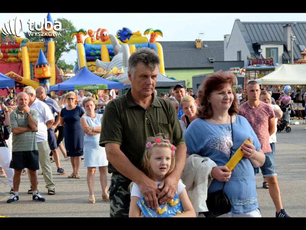 Prawie „do białego rana” trwała zabawa w rytm disco polo w Rząśniku