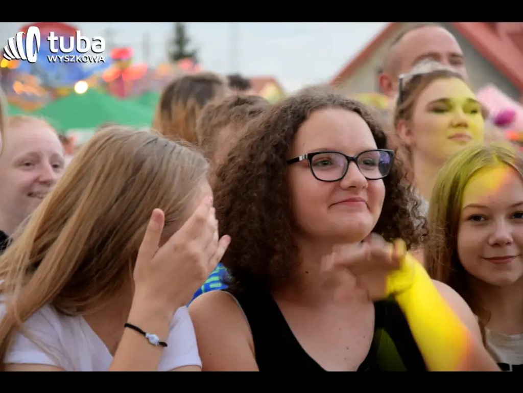 Prawie „do białego rana” trwała zabawa w rytm disco polo w Rząśniku