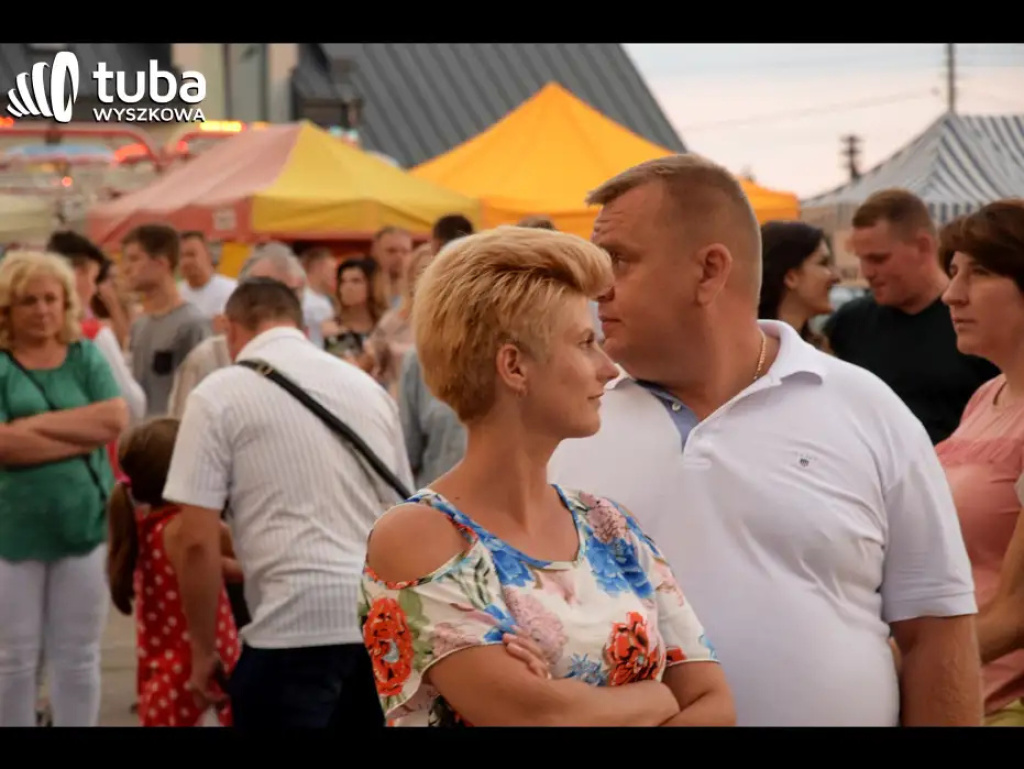 Prawie „do białego rana” trwała zabawa w rytm disco polo w Rząśniku