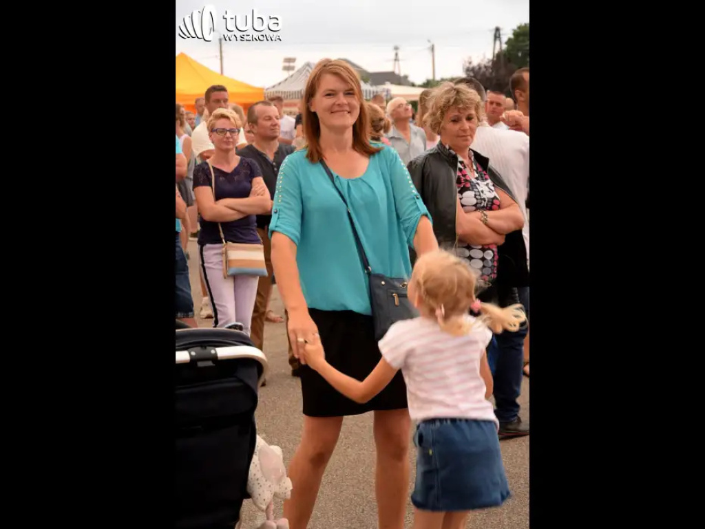Prawie „do białego rana” trwała zabawa w rytm disco polo w Rząśniku
