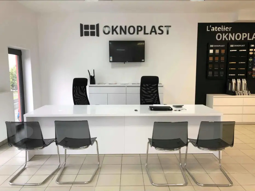 Firma „Wyszomierski”, wyłączny partner handlowy OKNOPLAST, zaprasza do nowego salonu w Wyszkowie
