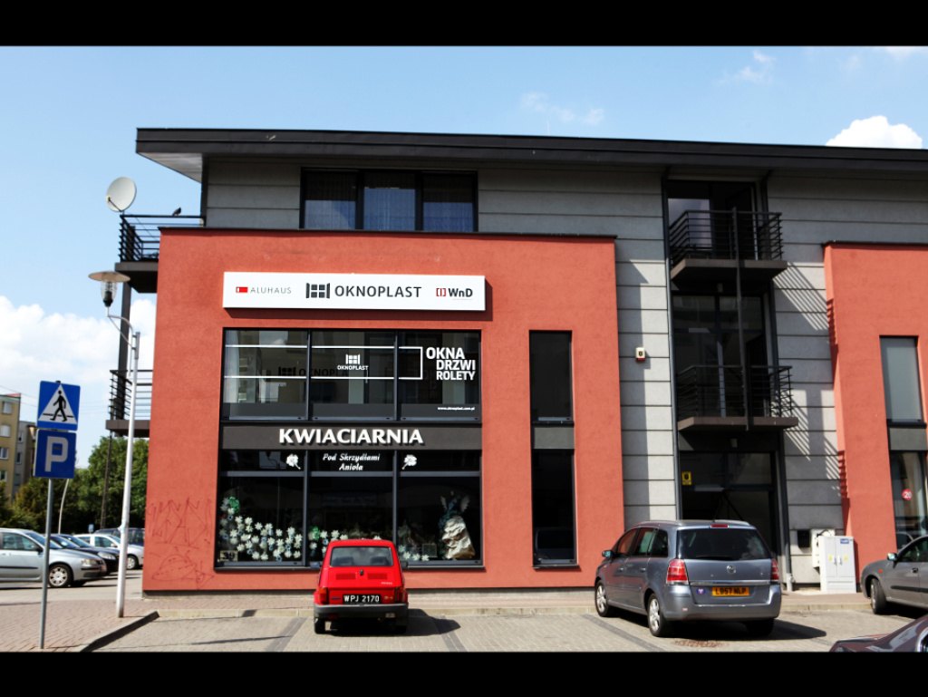 Firma „Wyszomierski”, wyłączny partner handlowy OKNOPLAST, zaprasza do nowego salonu w Wyszkowie