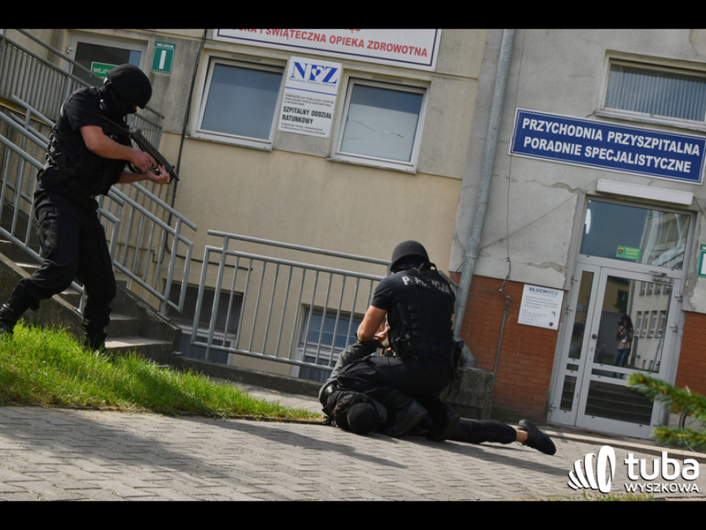 Terrorysta zaatakował wyszkowski szpital i wywołał pożar