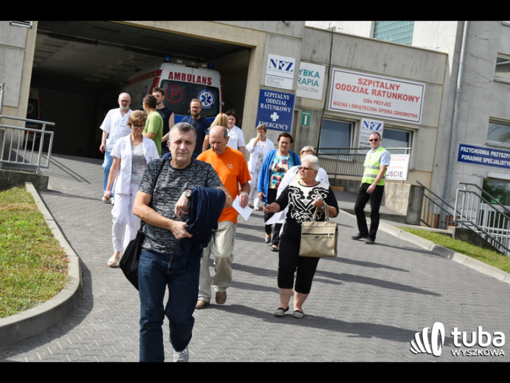 Terrorysta zaatakował wyszkowski szpital i wywołał pożar