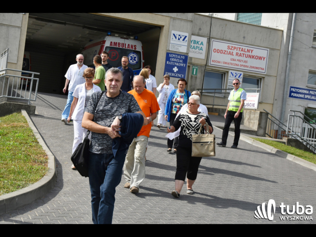Terrorysta zaatakował wyszkowski szpital i wywołał pożar