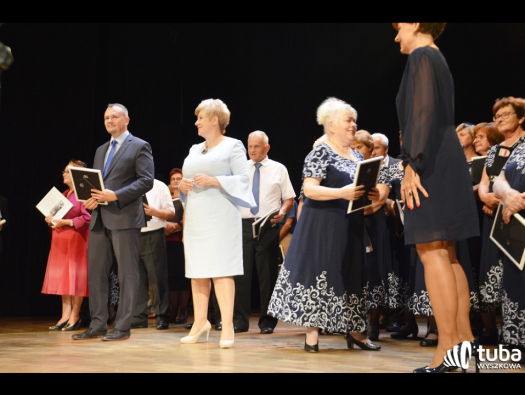 Piękny trzydziestoletni - Dom Dziennego Pobytu 