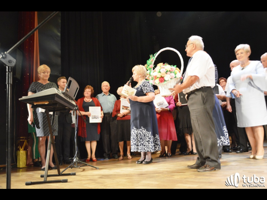 Piękny trzydziestoletni - Dom Dziennego Pobytu 