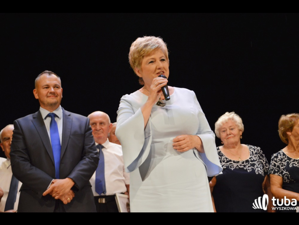 Piękny trzydziestoletni - Dom Dziennego Pobytu 