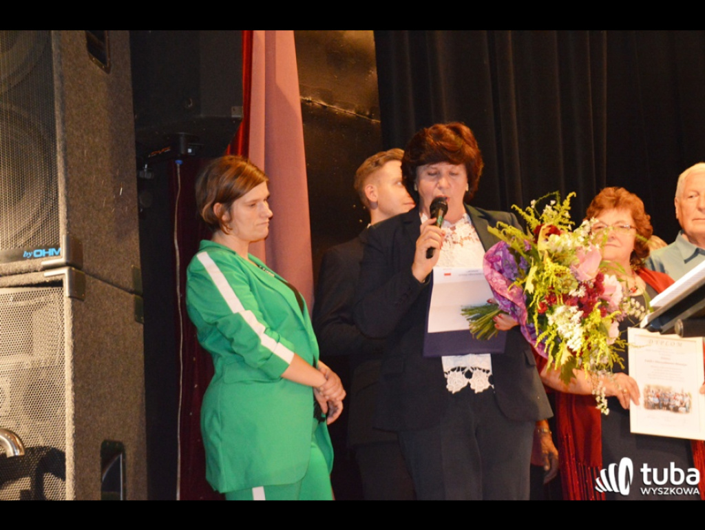 Piękny trzydziestoletni - Dom Dziennego Pobytu 