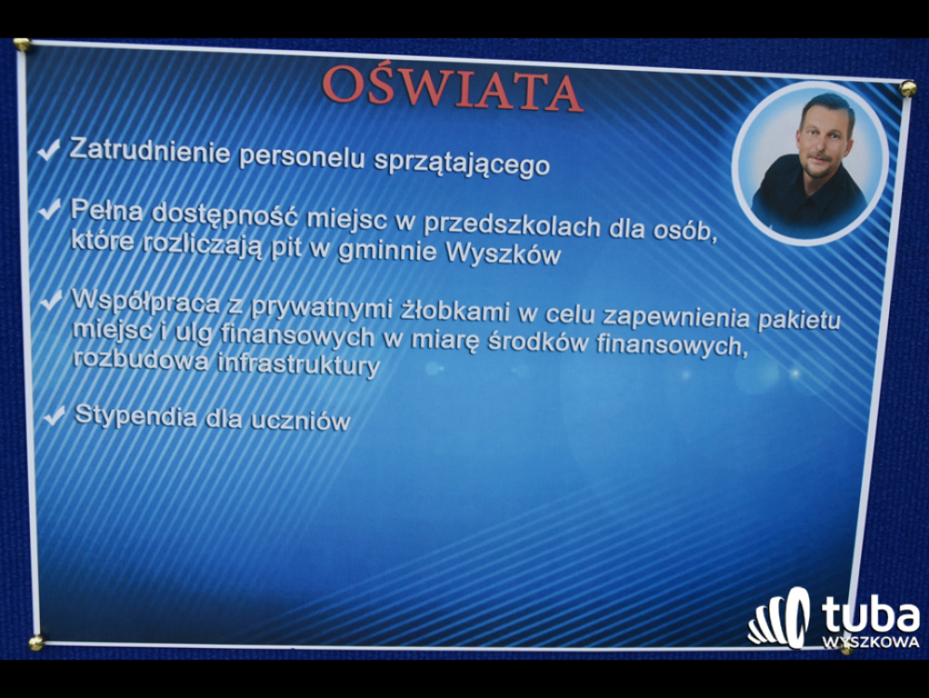 Kampania na boisku. Niecodzienna konwencja wyborcza Krzysztofa Ogrodzińskiego