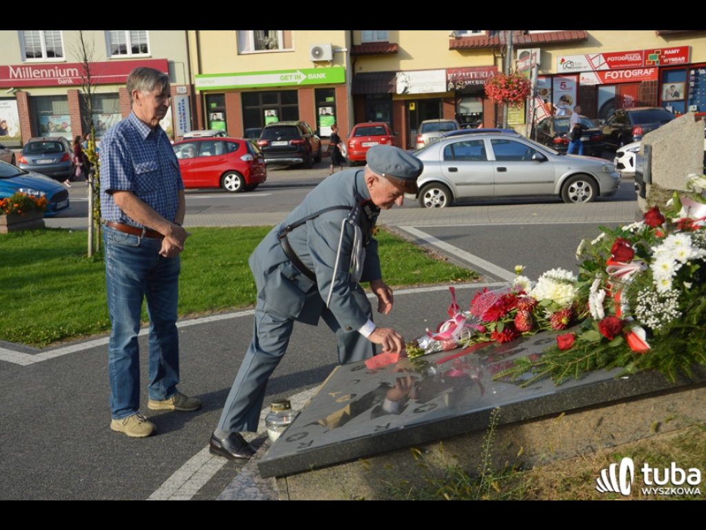 Wyszkowianie oddali hołd bohaterom w 79. rocznicę napaści sowieckiej na Polskę