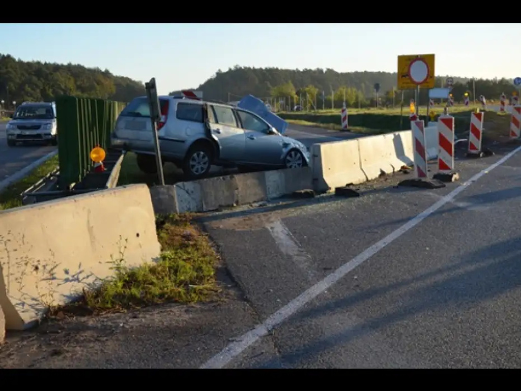 Niebezpieczne zwężenie na 