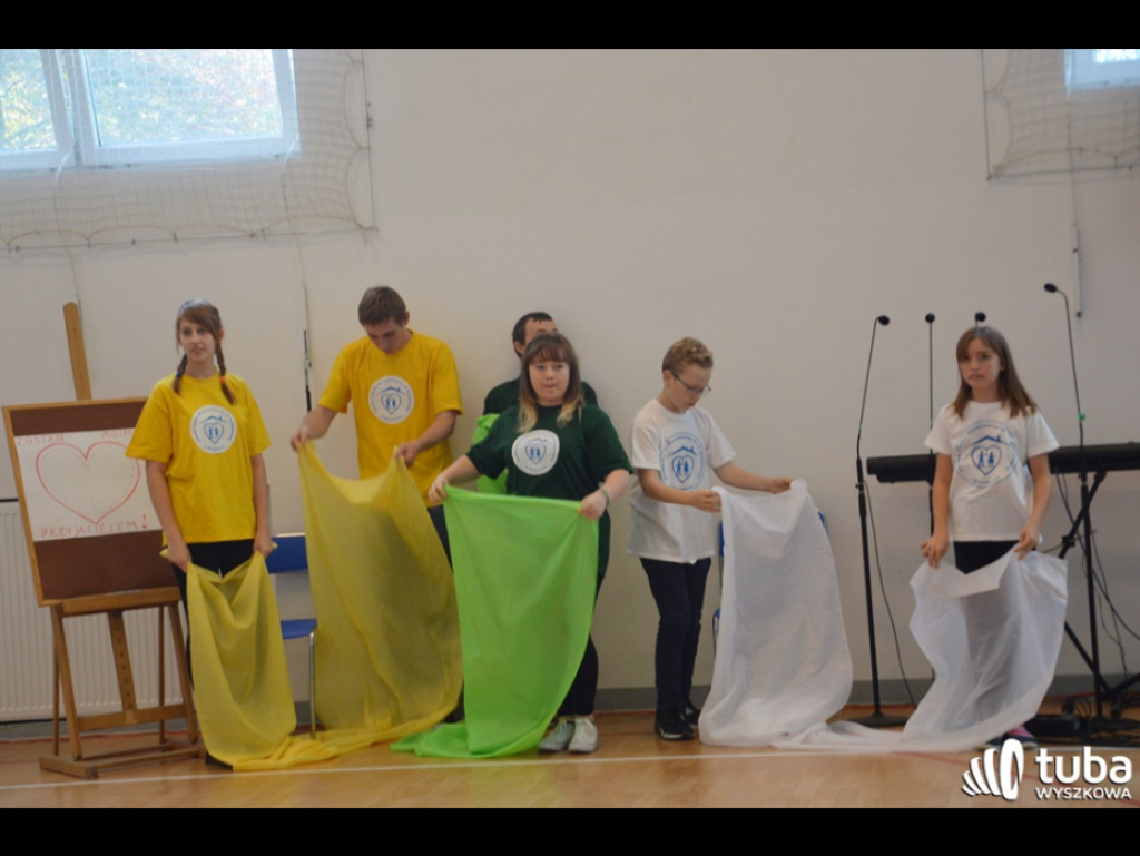 Wielka feta w Specjalnym Ośrodku Szkolno - Wychowawczym w Wyszkowie (zdjęcia, video)