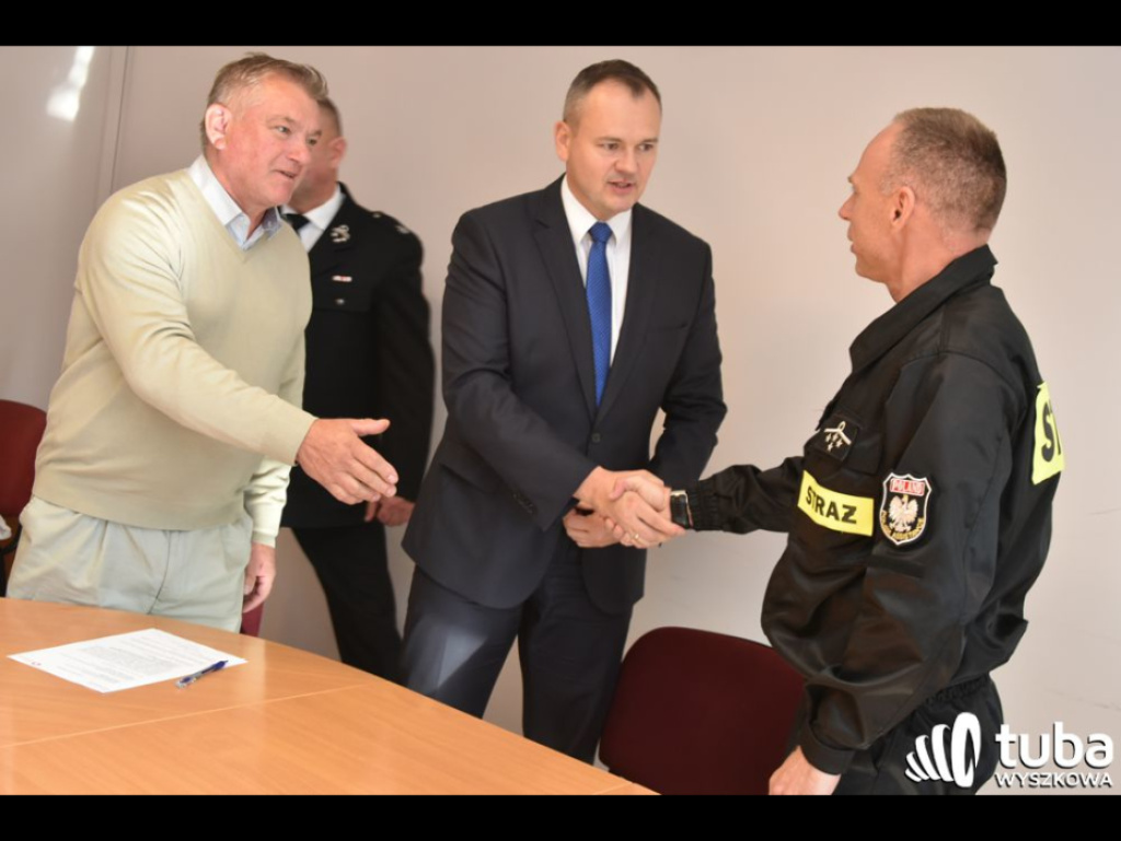 Dla lepszej pracy strażaków, dla bezpieczeństwa mieszkańców. Jednostki OSP doposażone w nowy sprzęt