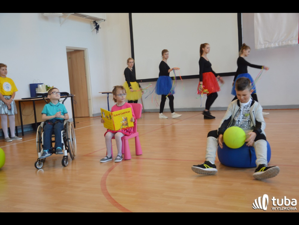 Wielka feta w Specjalnym Ośrodku Szkolno - Wychowawczym w Wyszkowie (zdjęcia, video)