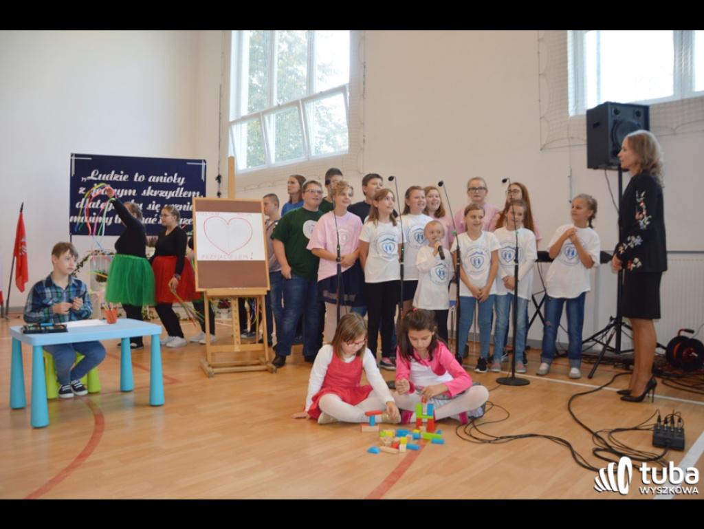 Wielka feta w Specjalnym Ośrodku Szkolno - Wychowawczym w Wyszkowie (zdjęcia, video)