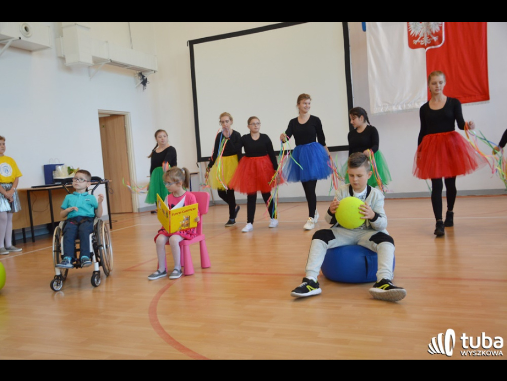 Wielka feta w Specjalnym Ośrodku Szkolno - Wychowawczym w Wyszkowie (zdjęcia, video)