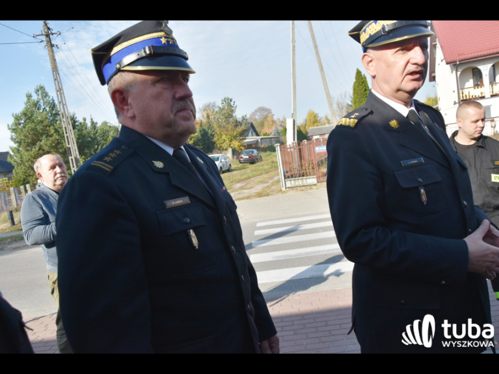 Premier Morawiecki w Lucynowie Dużym i Zabrodziu spotkał się ze strażakami i gospodyniami wiejskimi (FOTO/ VIDEO)