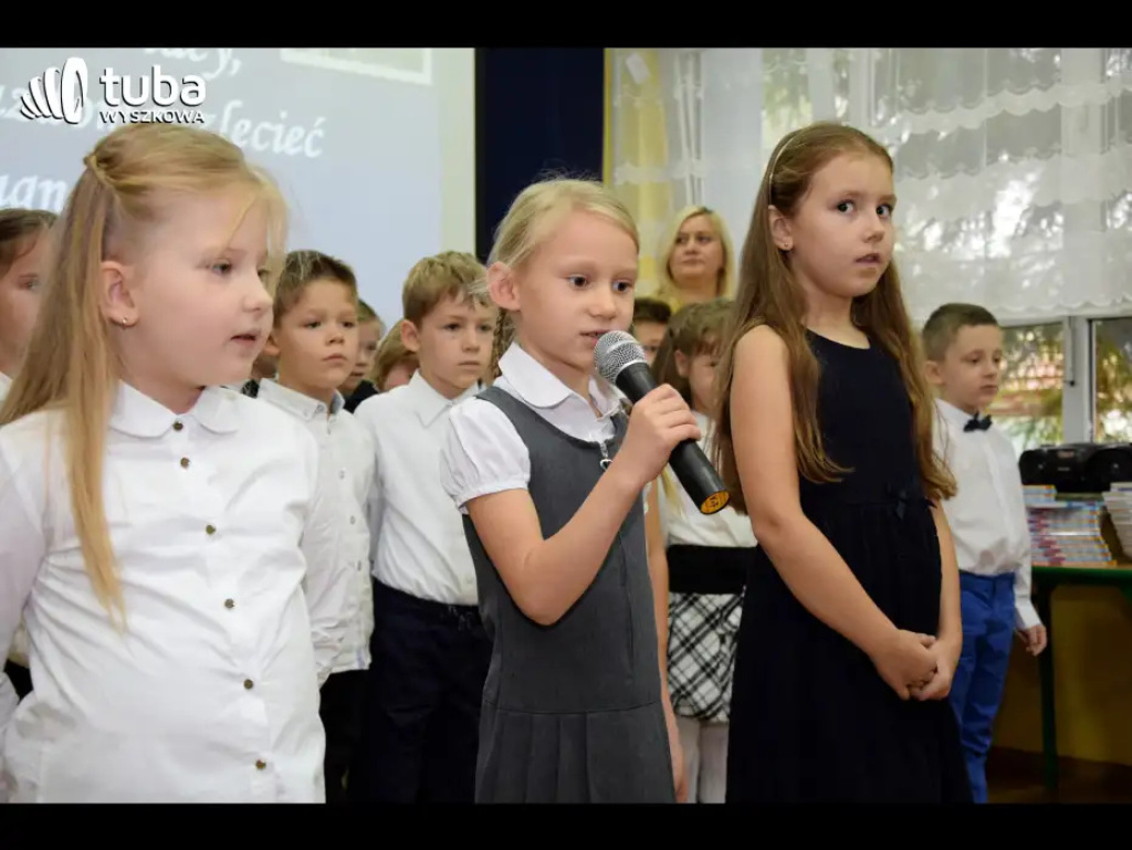 „To ja, taki dzielny uczniaczek”. Ślubowanie pierwszoklasistów w Lucynowie